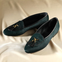 Load image into Gallery viewer, [women&#39;s] loafers - dark green calf hair
