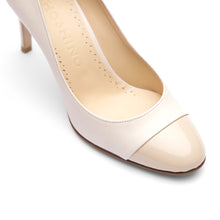 Load image into Gallery viewer, [women&#39;s] reunion - combination pumps - cream baby calfskin x beige patent leather
