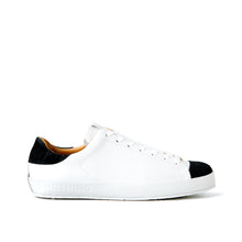 Load image into Gallery viewer, [women&#39;s] Liberte - low-top sneakers - combination toe black and white elephant
