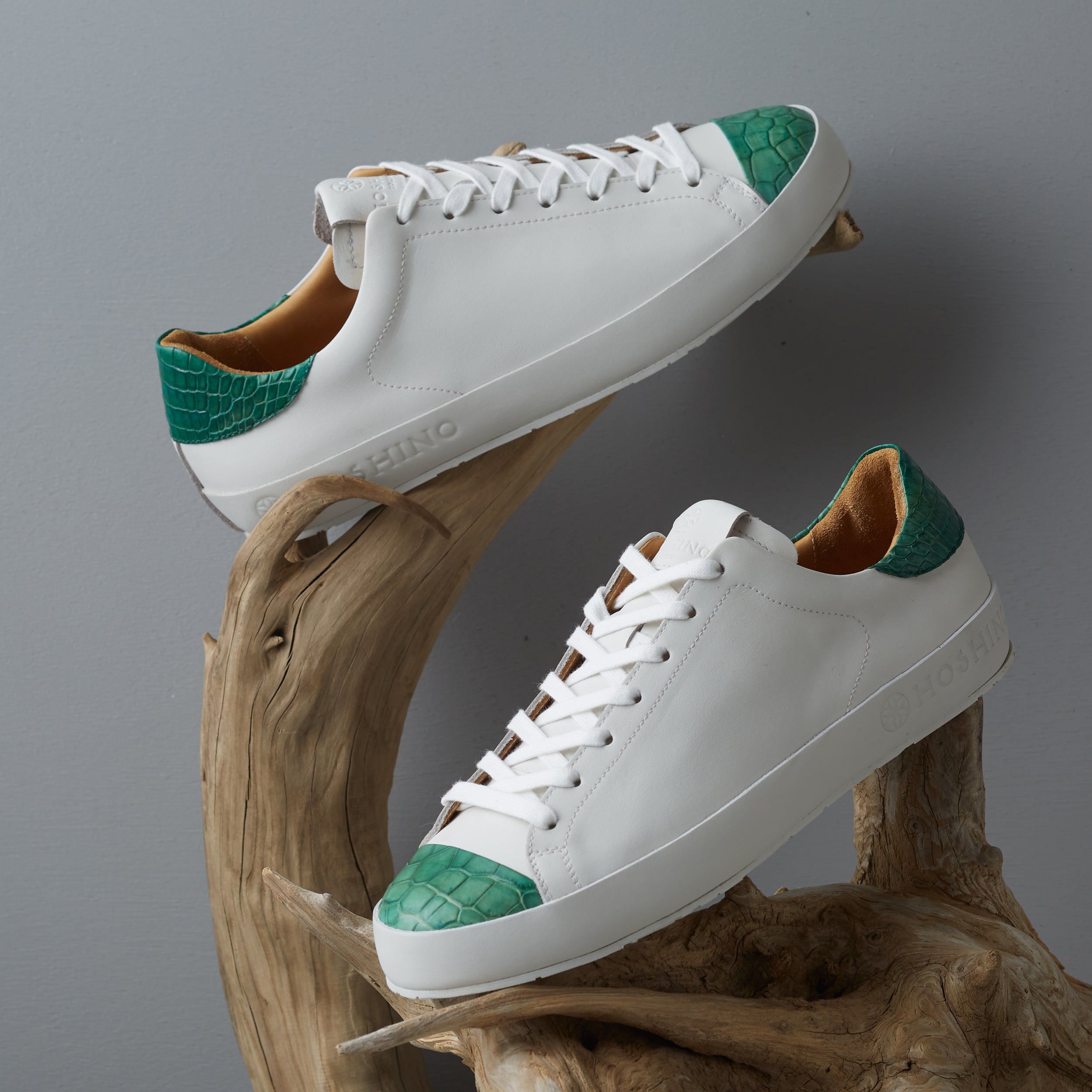 [women's] Liberte - low-top sneakers - combination toe white and green crocodile