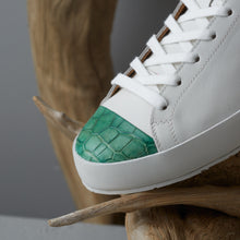 Load image into Gallery viewer, [women&#39;s] Liberte - low-top sneakers - combination toe white and green crocodile
