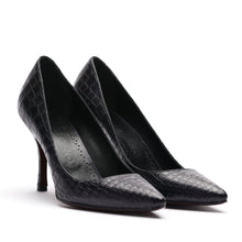 Load image into Gallery viewer, [women&#39;s] DAWN - Porosus crocodile pumps
