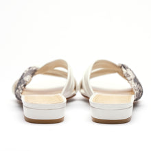 Load image into Gallery viewer, [women&#39;s] reunion - twist-front sandals - cream lambskin x white python
