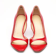 Load image into Gallery viewer, [women&#39;s] reunion - d&#39;Orsay sandals - red patent leather

